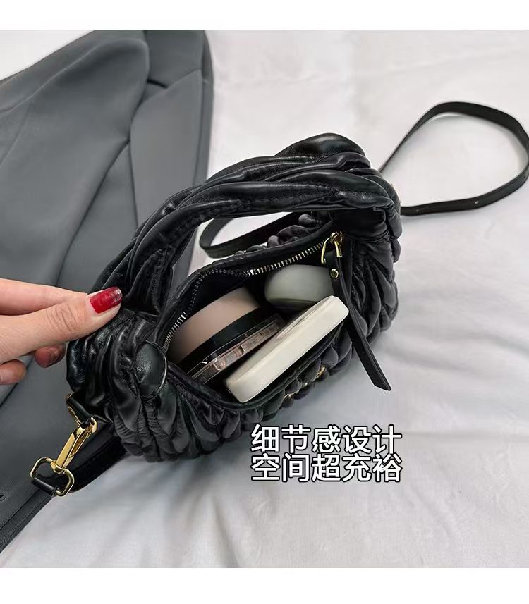 SS5400-miumiu   28.99$ gallery