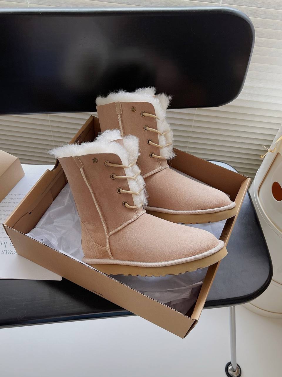 SS5591-UGG  45.99$ gallery