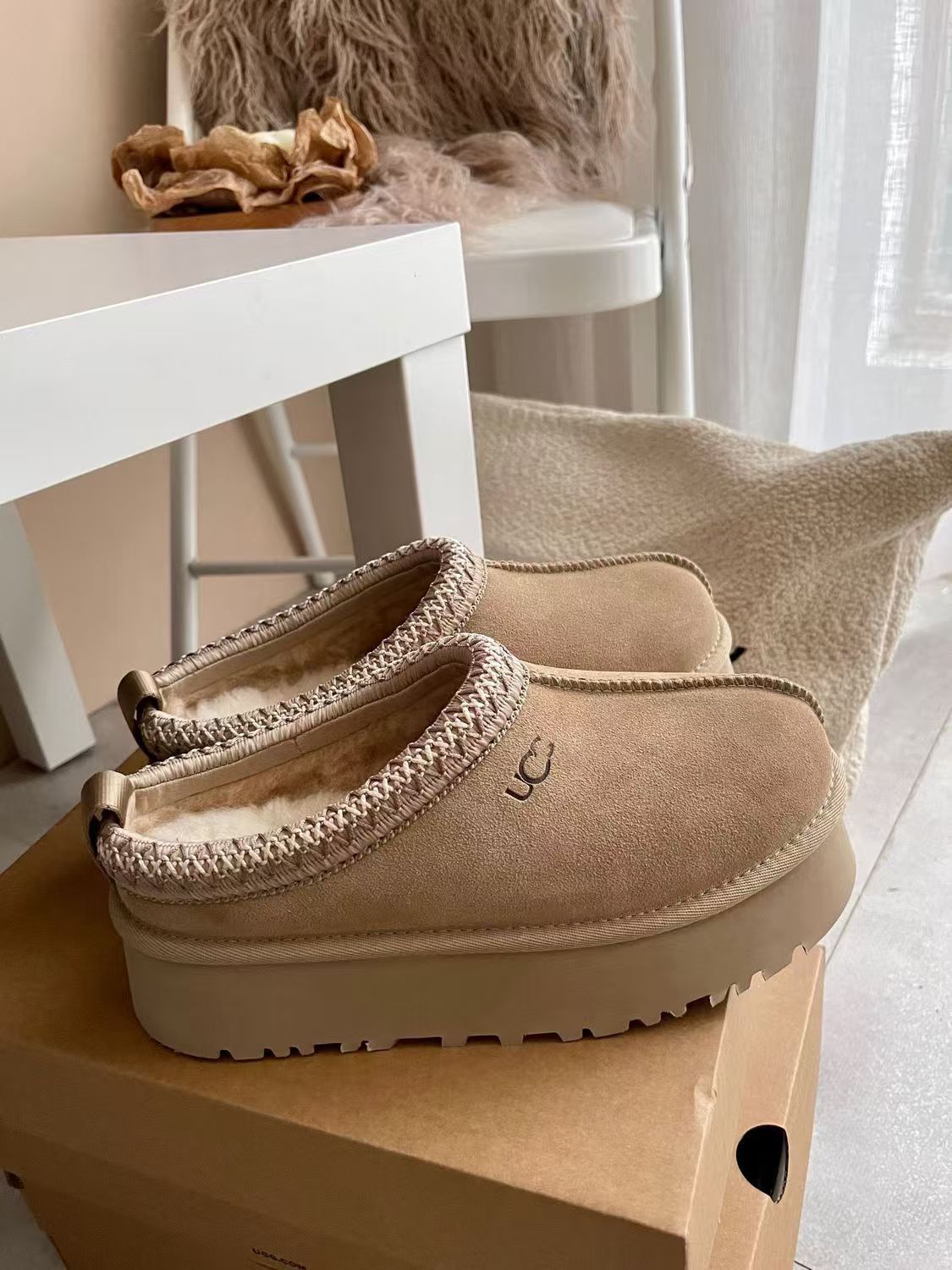 SS5667-UGG  39.99$ gallery