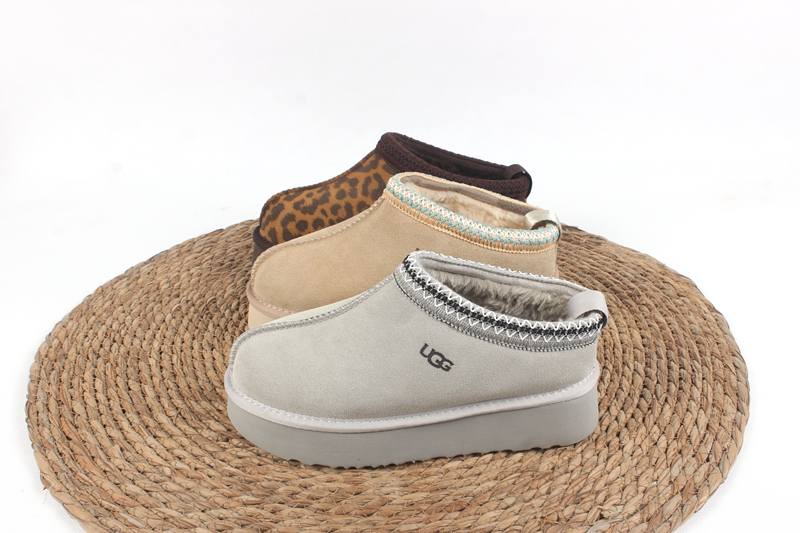 SS5835-UGG 40.99$ gallery