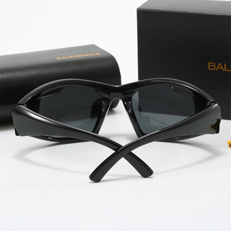 SS5928-BALENCIAGA+BOX   23.99$ gallery