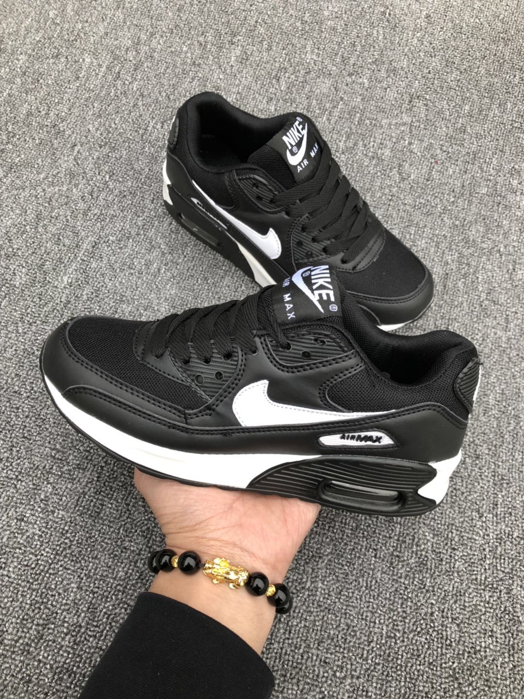 SS6695-Nike  24.96$ gallery