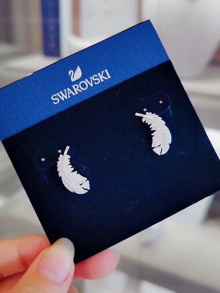 SWAROVSKI $33 gallery