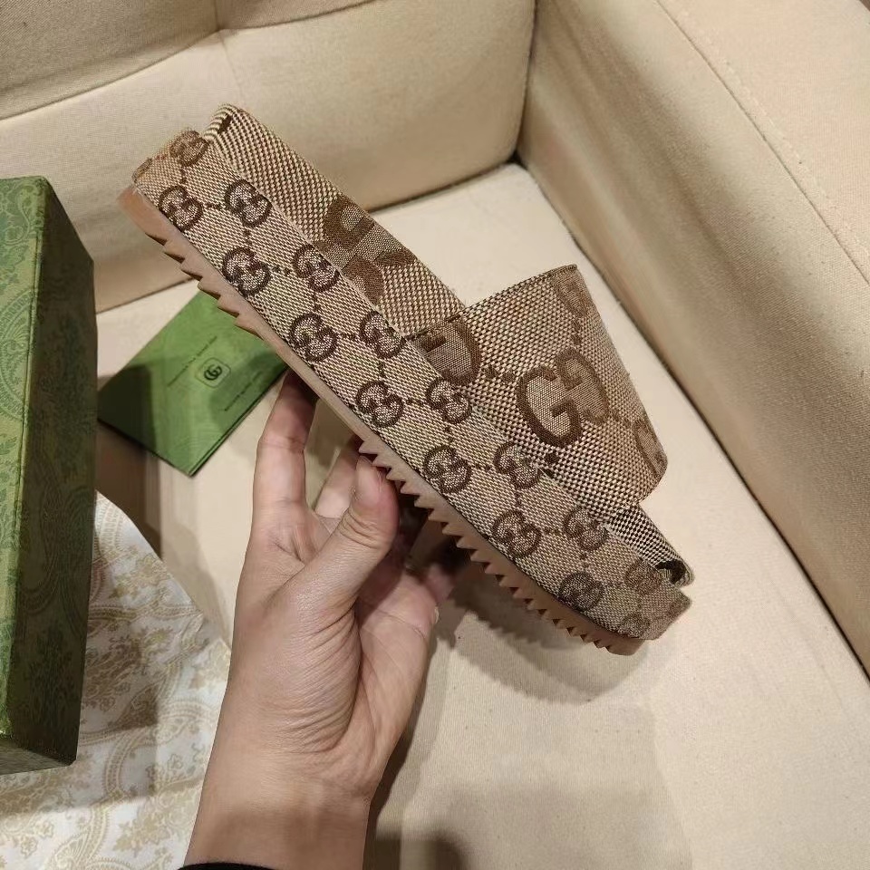 TL1011 38.99$ GUCCI gallery