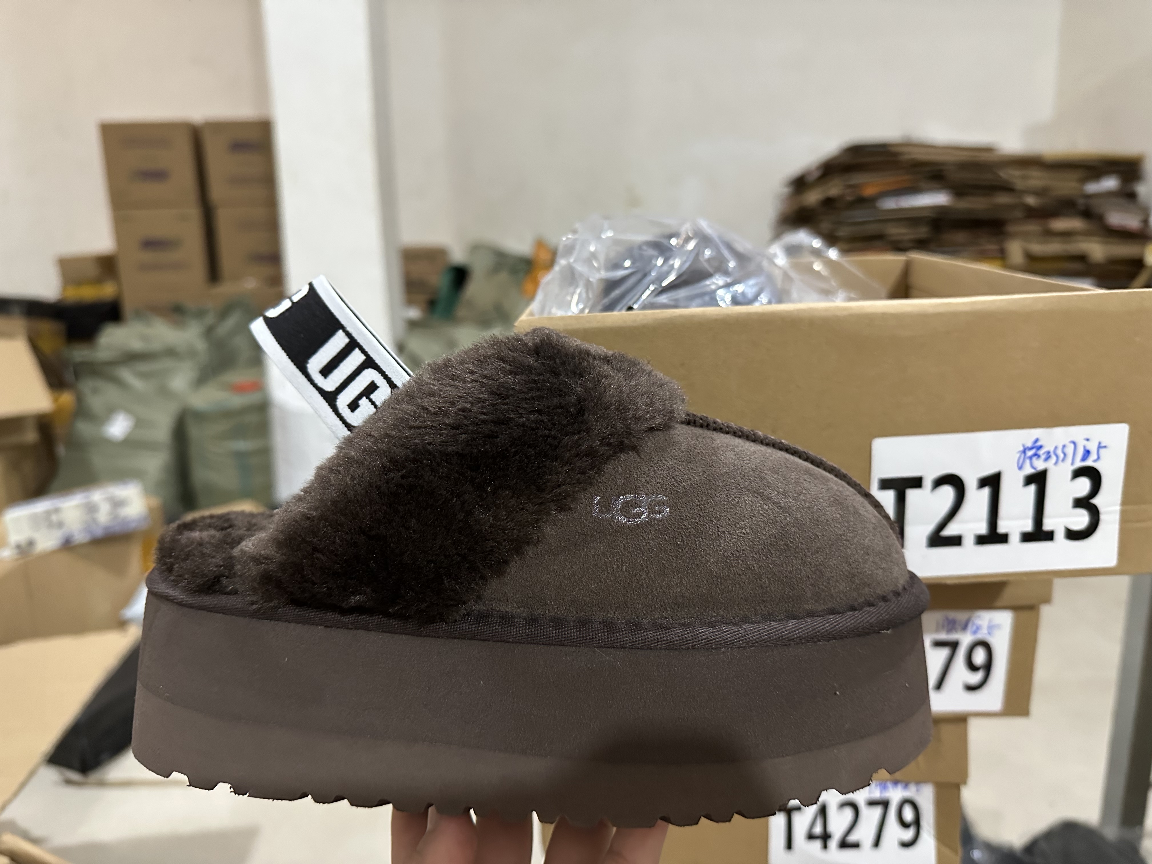 TL2113 UGG 48$ gallery