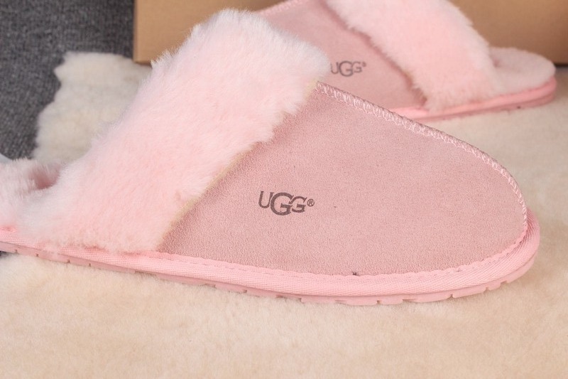 TL2305 UGG 38$ gallery