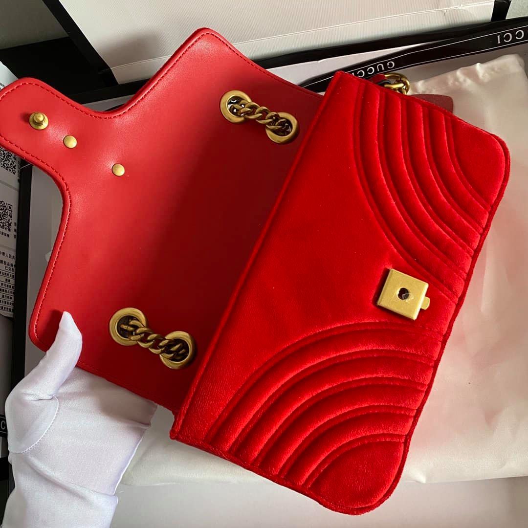 TL23 52$ GUCCI gallery