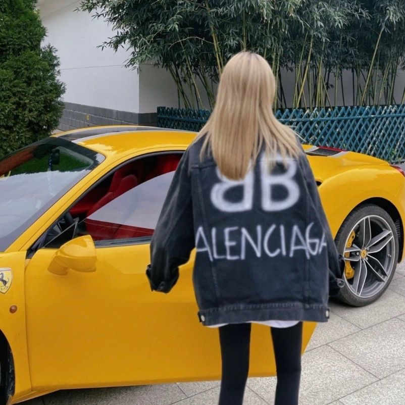 TL3109 BALENCIAGA 62$ gallery