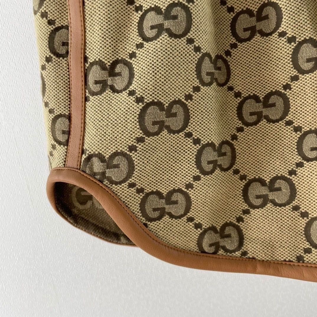 TL3384 GUCCI 49.99$ gallery