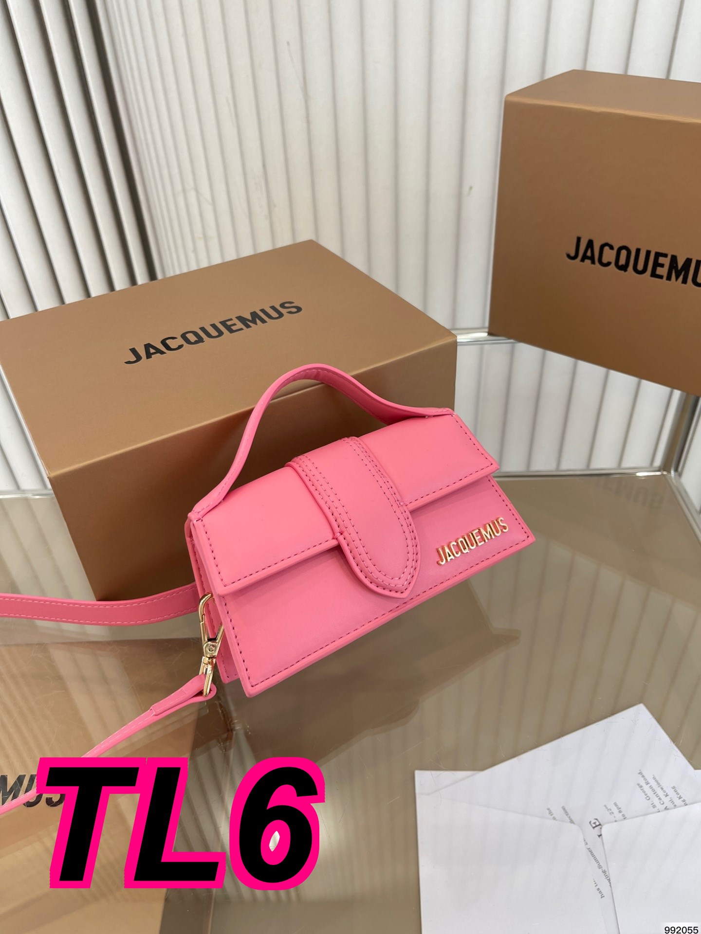 TL4224 JACQUEMUS    49.99$ gallery