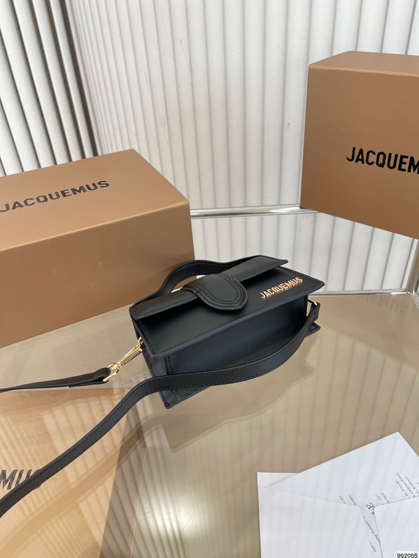 TL4224 JACQUEMUS    49.99$ gallery