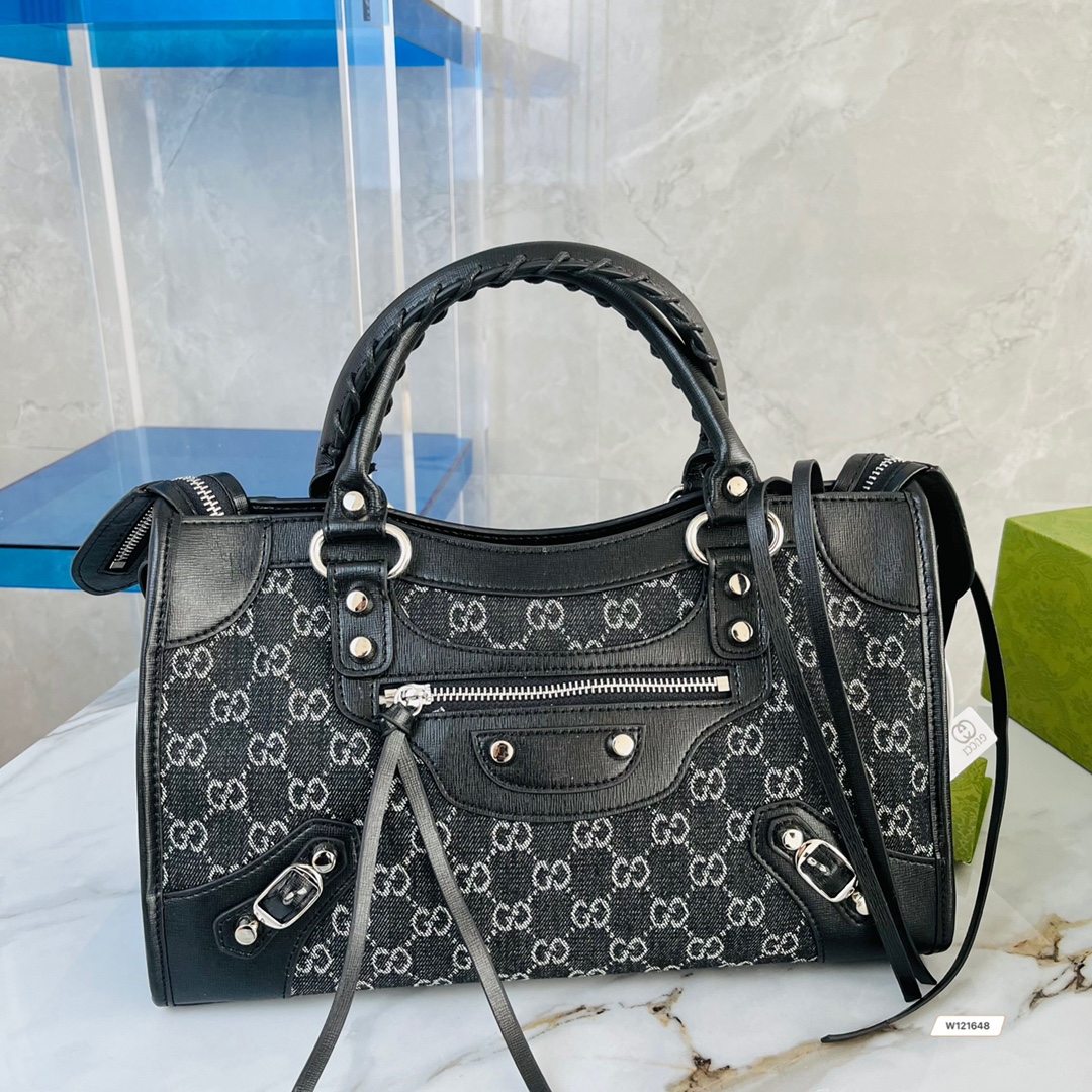 TL4689 GUCCI  65$ gallery