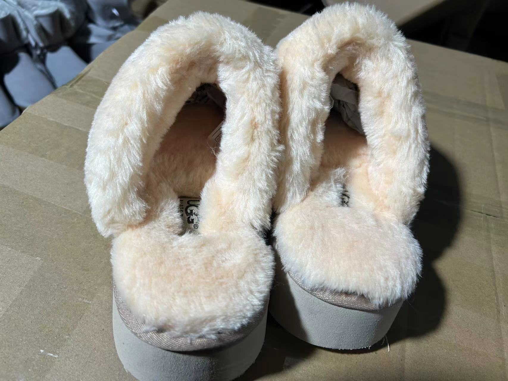 TL4791 UGG 48$ gallery