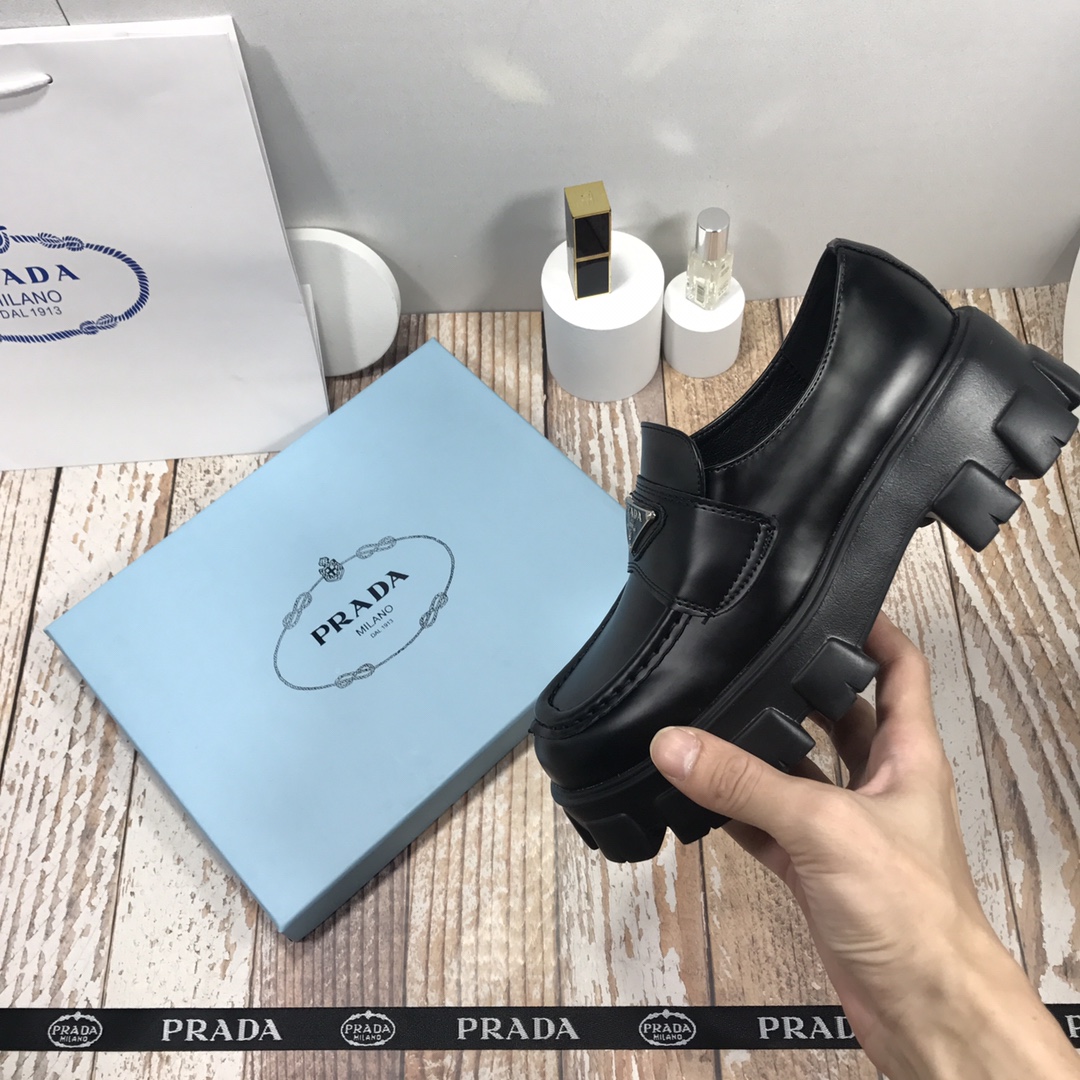 TL5063 PRADA  49.99$ gallery