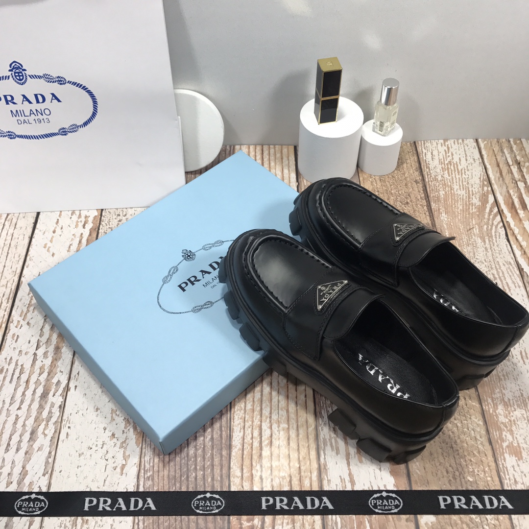 TL5063 PRADA  49.99$ gallery