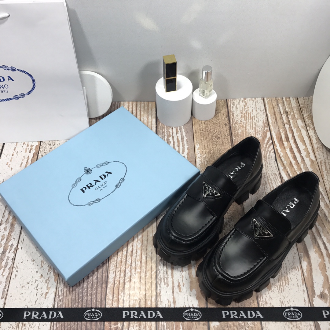 TL5063 PRADA  49.99$ gallery