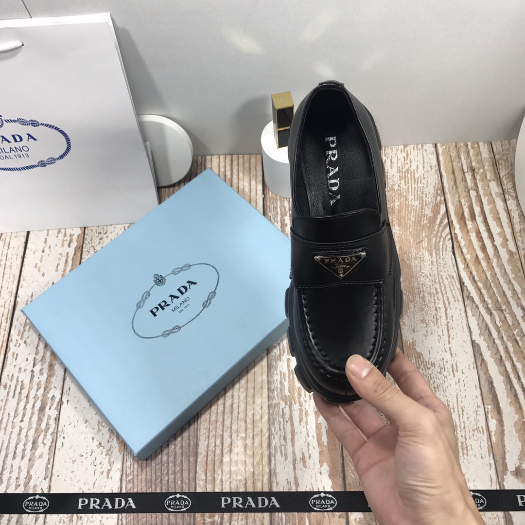 TL5063 PRADA  49.99$ gallery