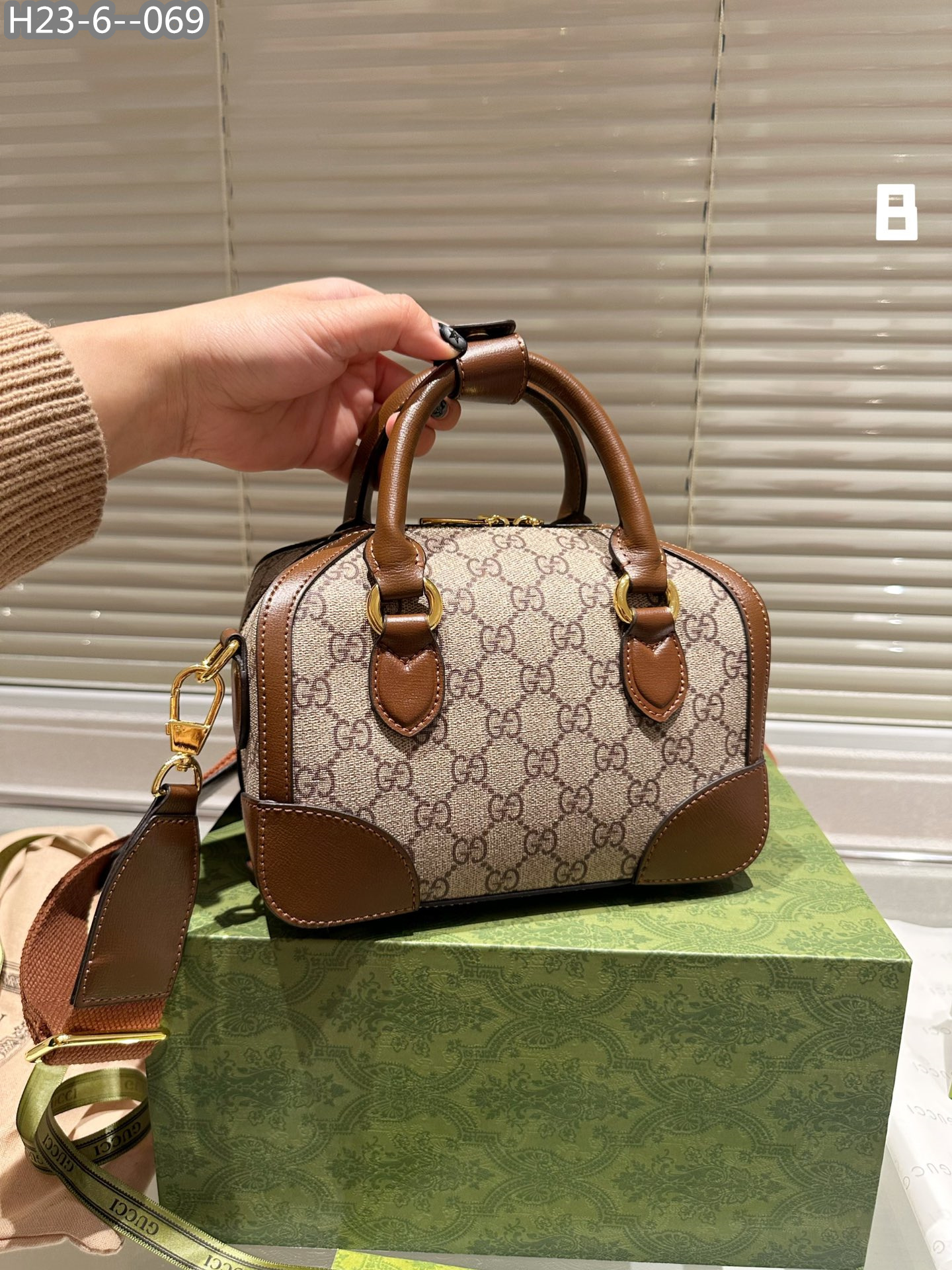 TL5129 GUCCI  65$ gallery