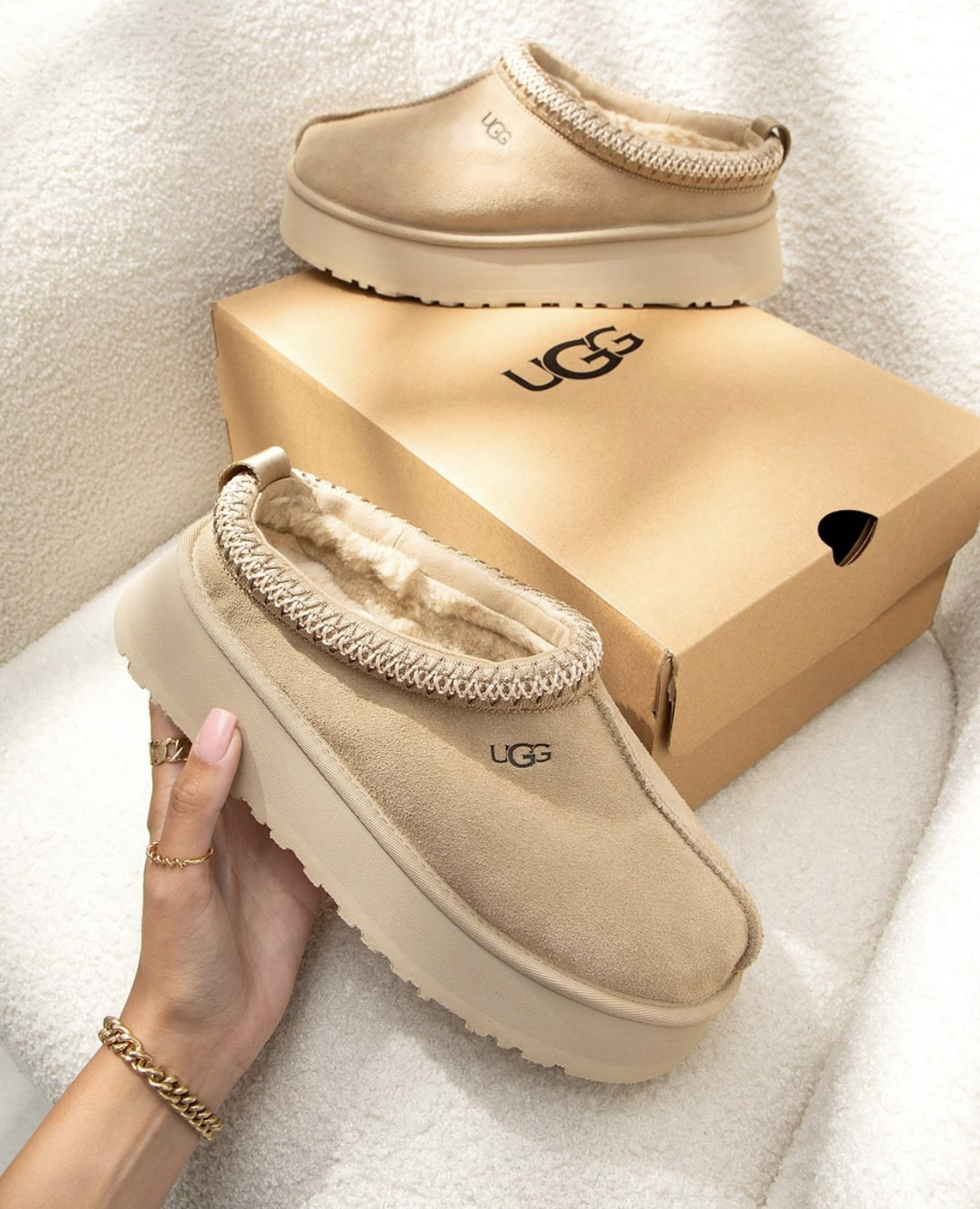 TL5492 UGG 49.99$ gallery