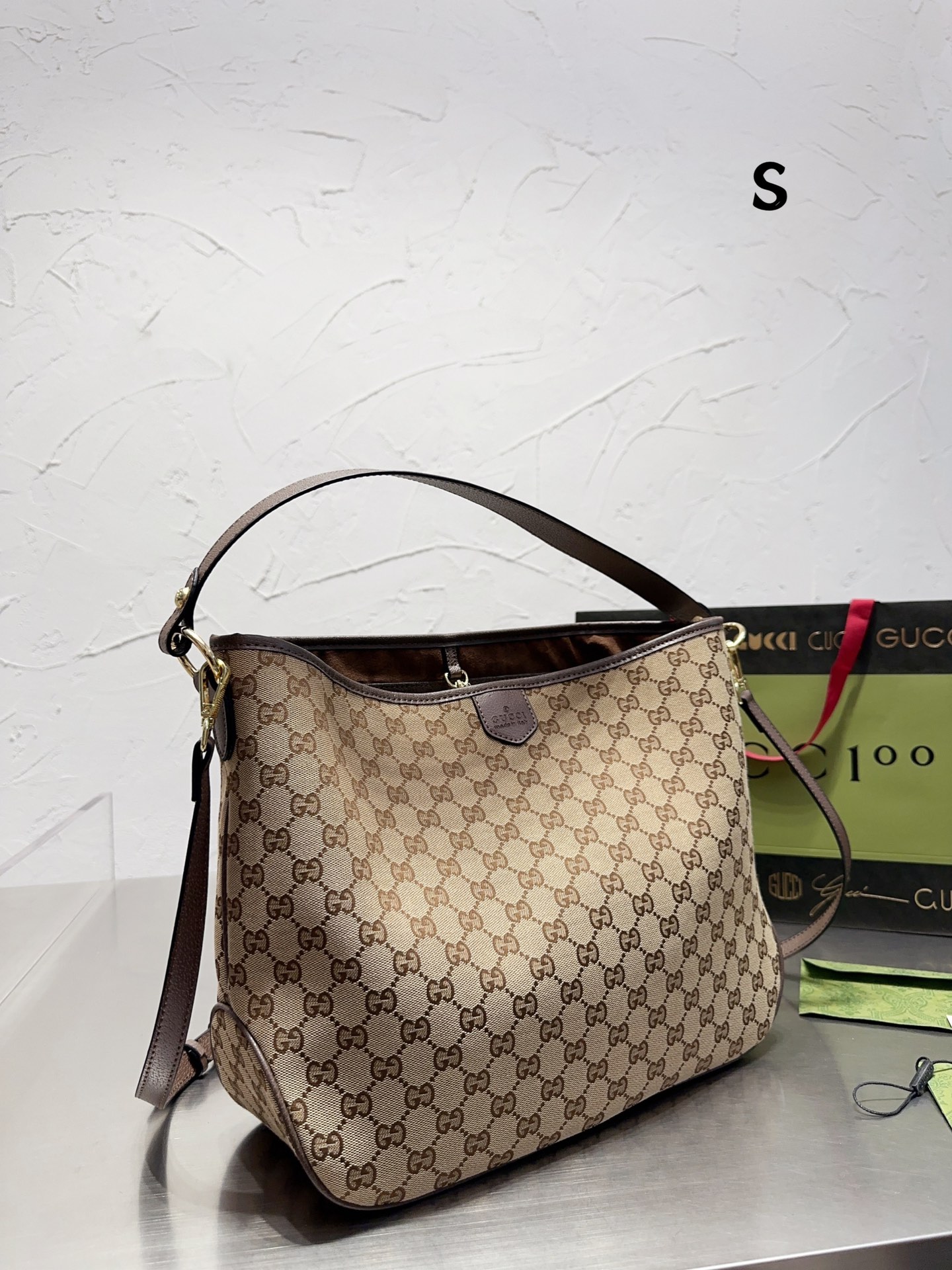 TL5613 GUCCI  65$ gallery