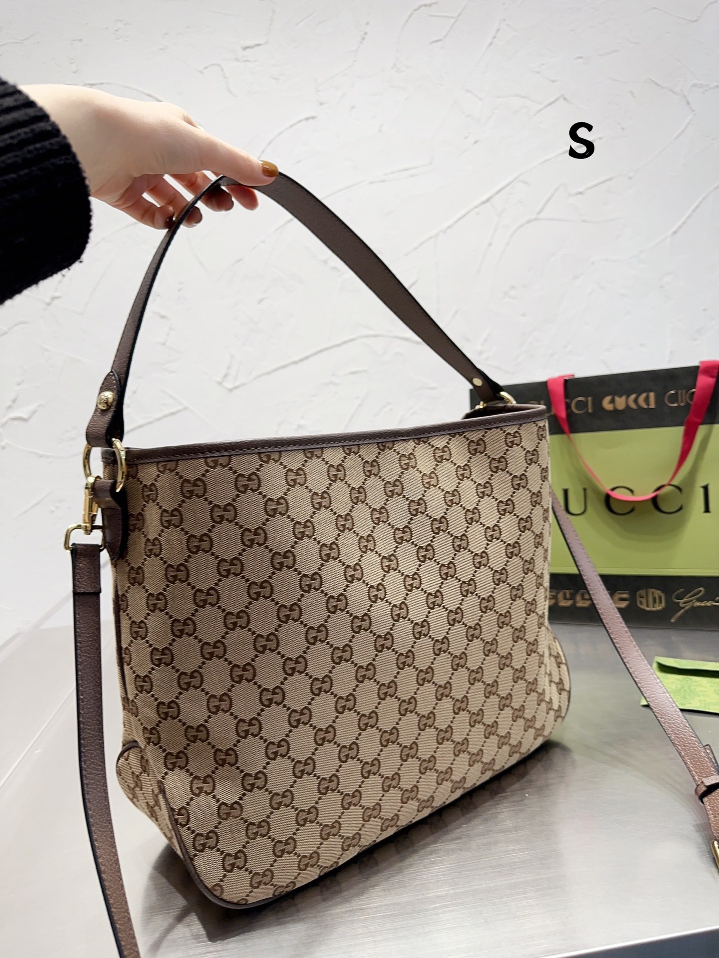 TL5613 GUCCI  65$ gallery