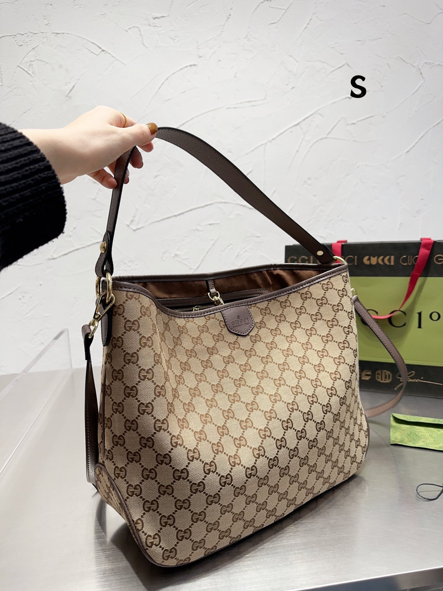 TL5613 GUCCI  65$ gallery