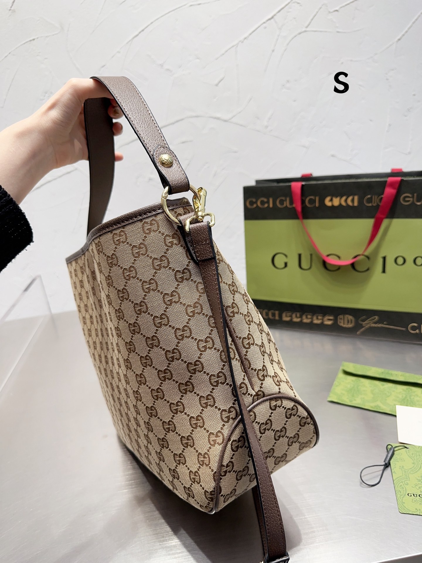 TL5613 GUCCI  65$ gallery