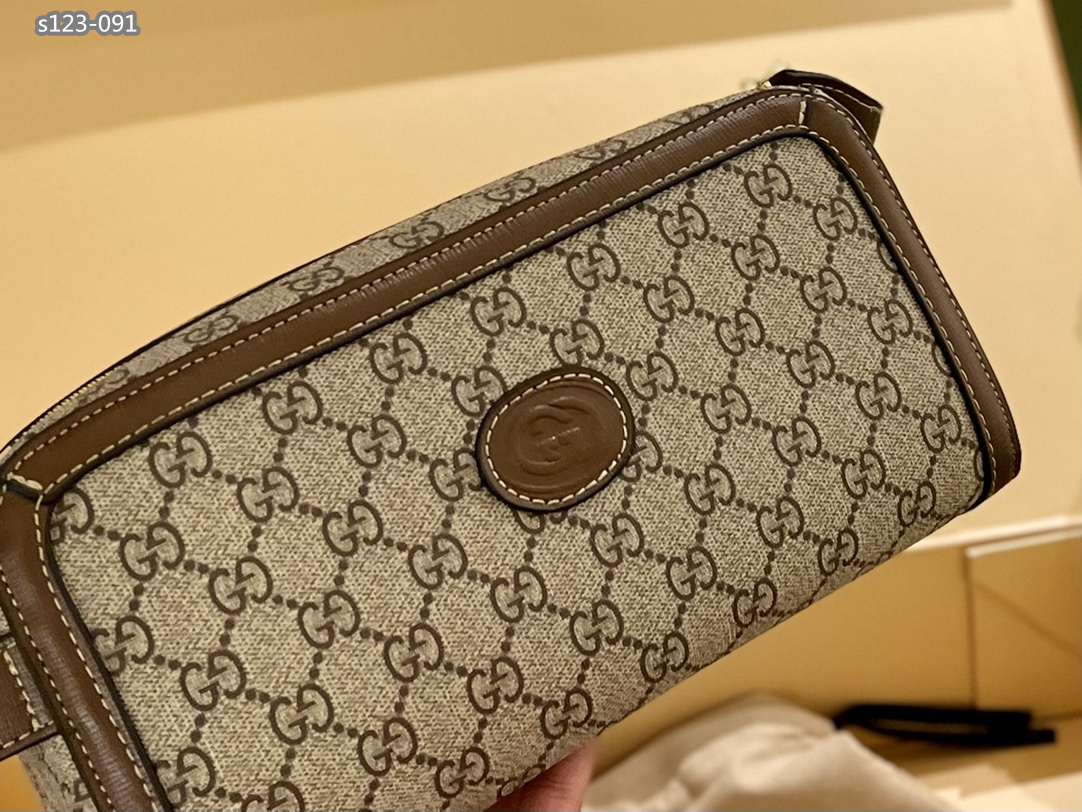 TL6005 GUCCI  52.99$ gallery