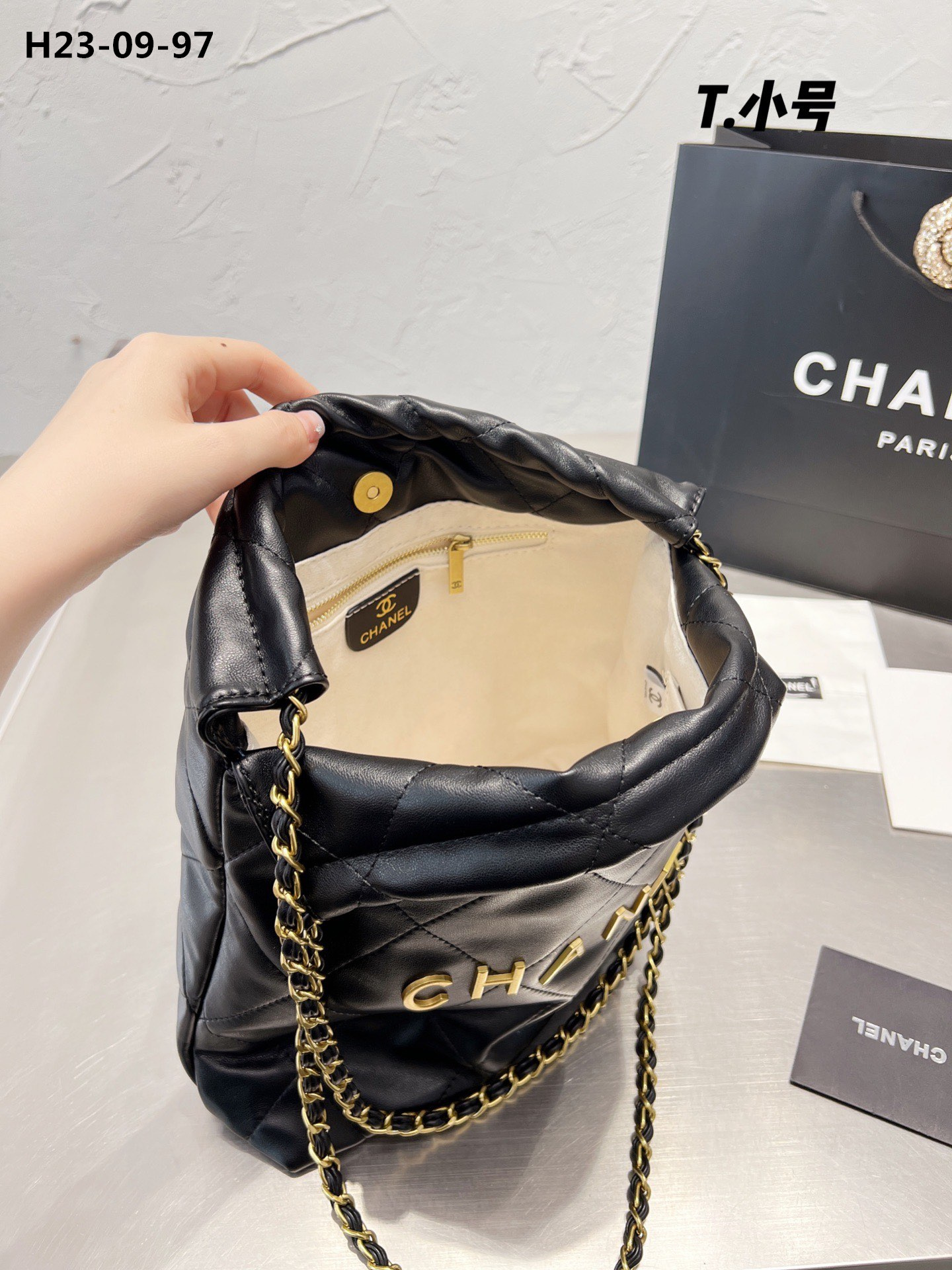 TL6124 CHANEL  59.99$ gallery