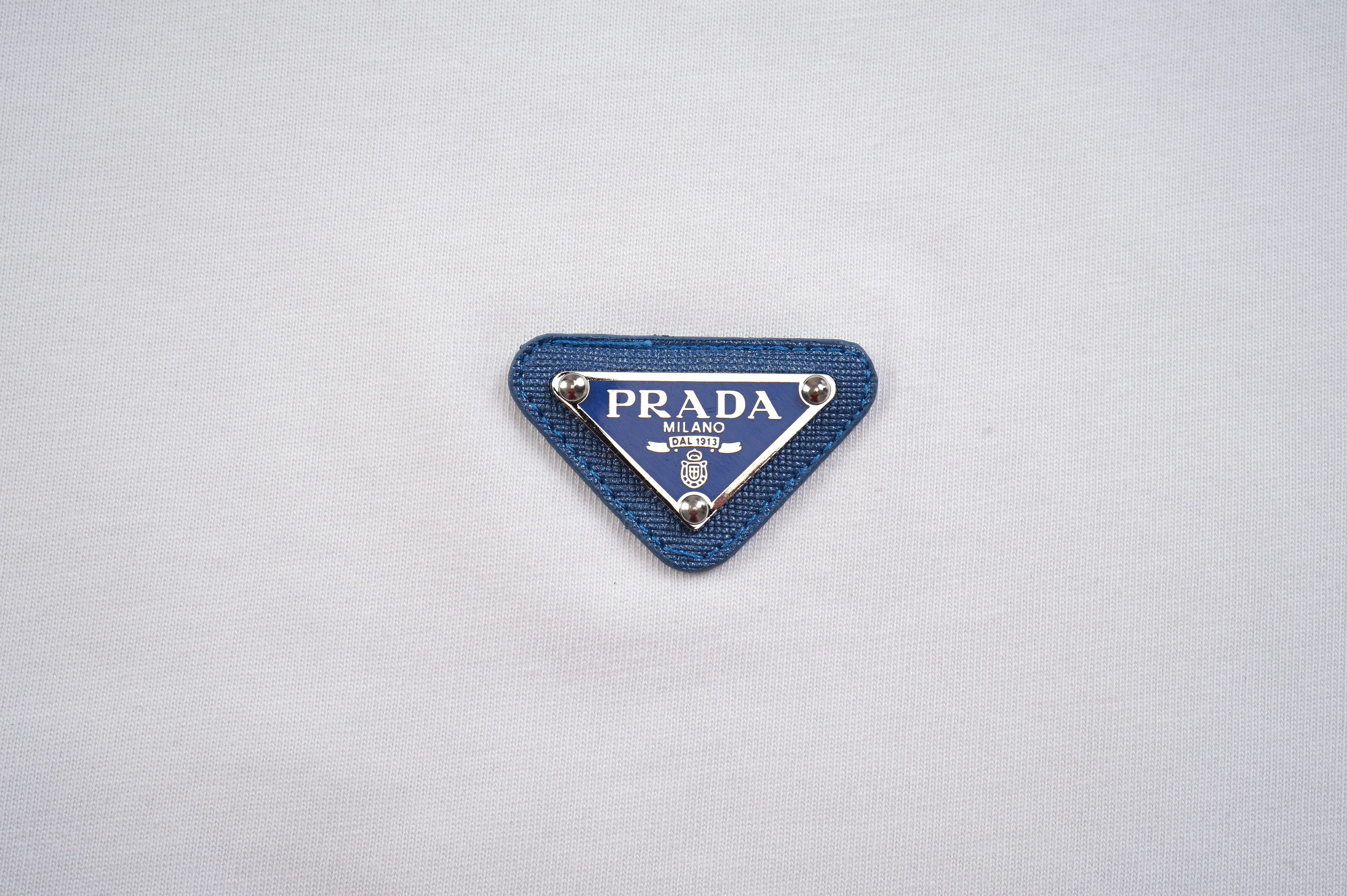 TL6331 PRADA 35$ gallery