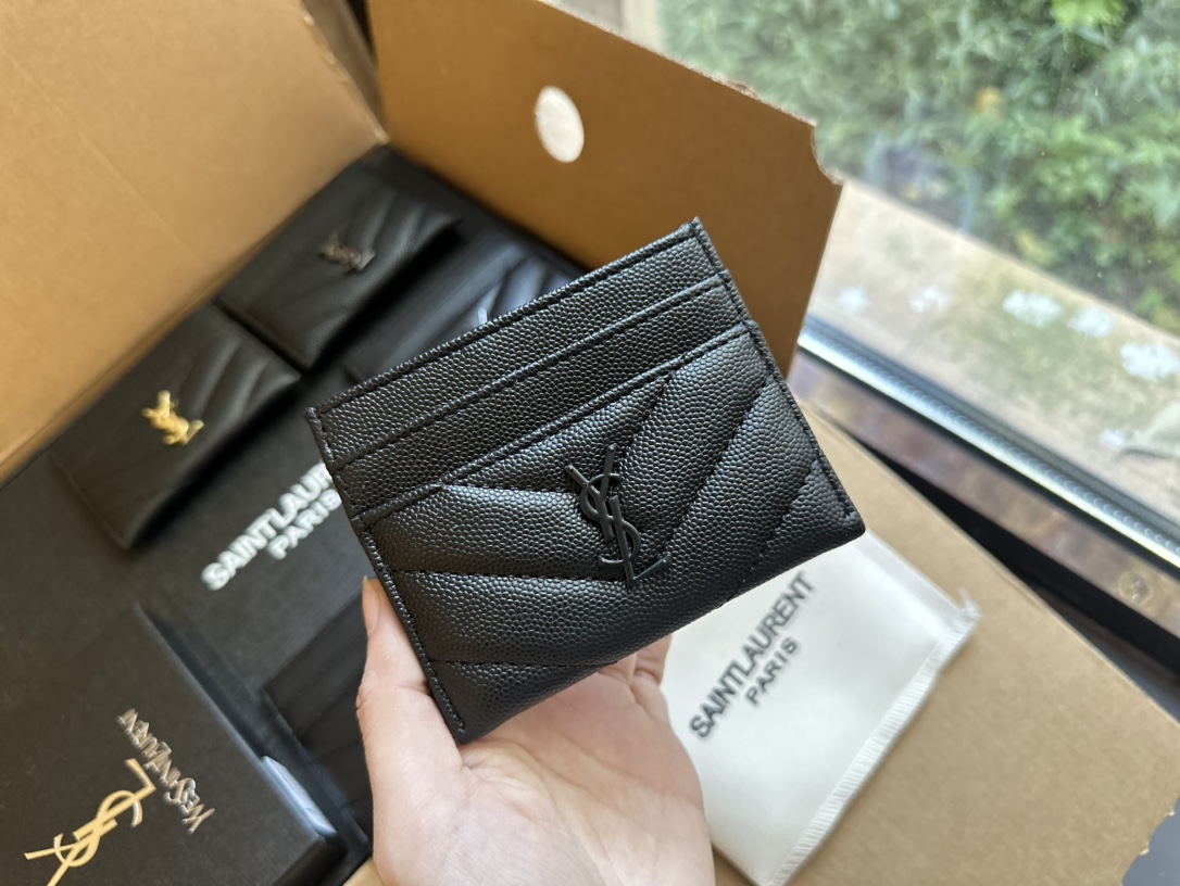 TL6421 YSL  35$ gallery