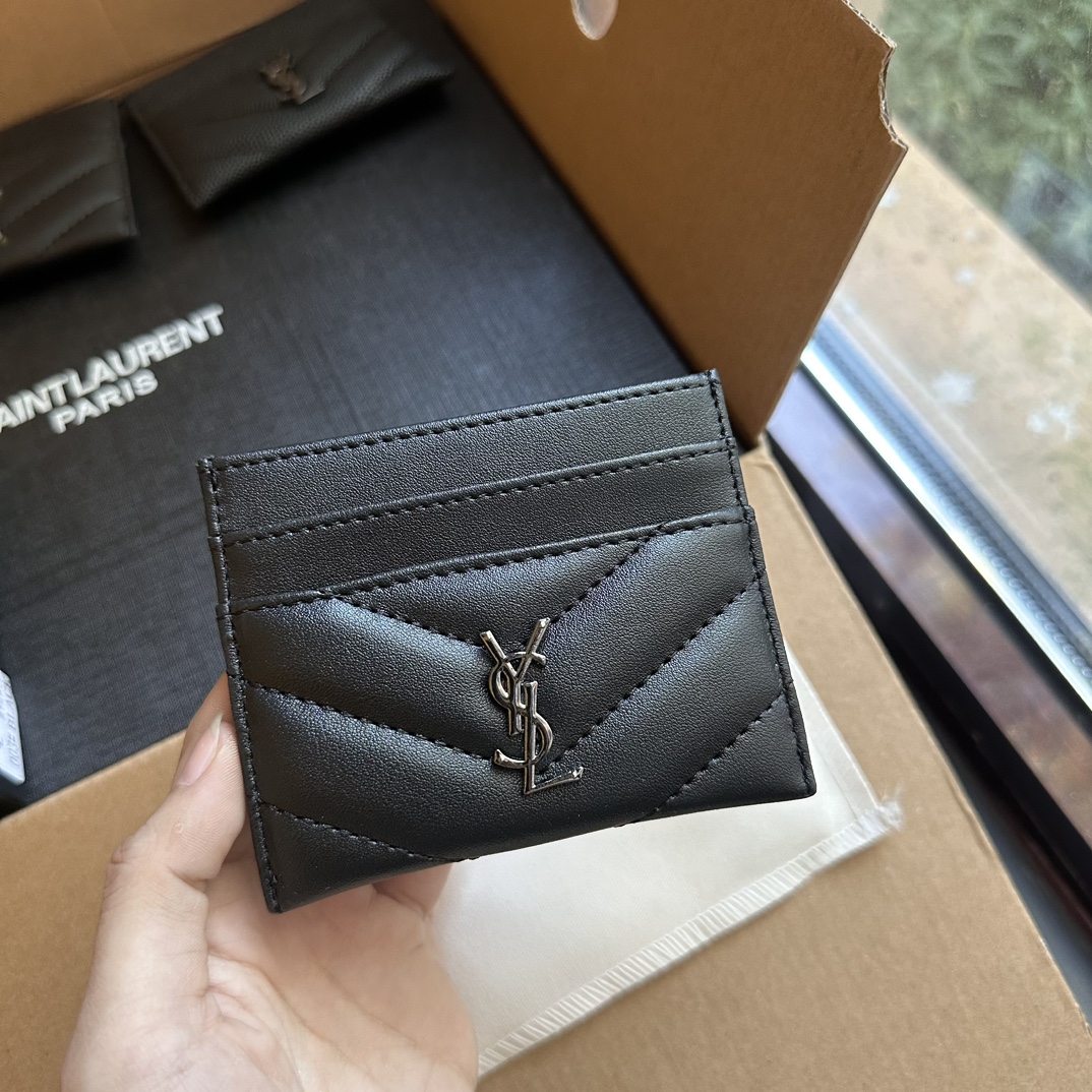 TL6421 YSL  35$ gallery