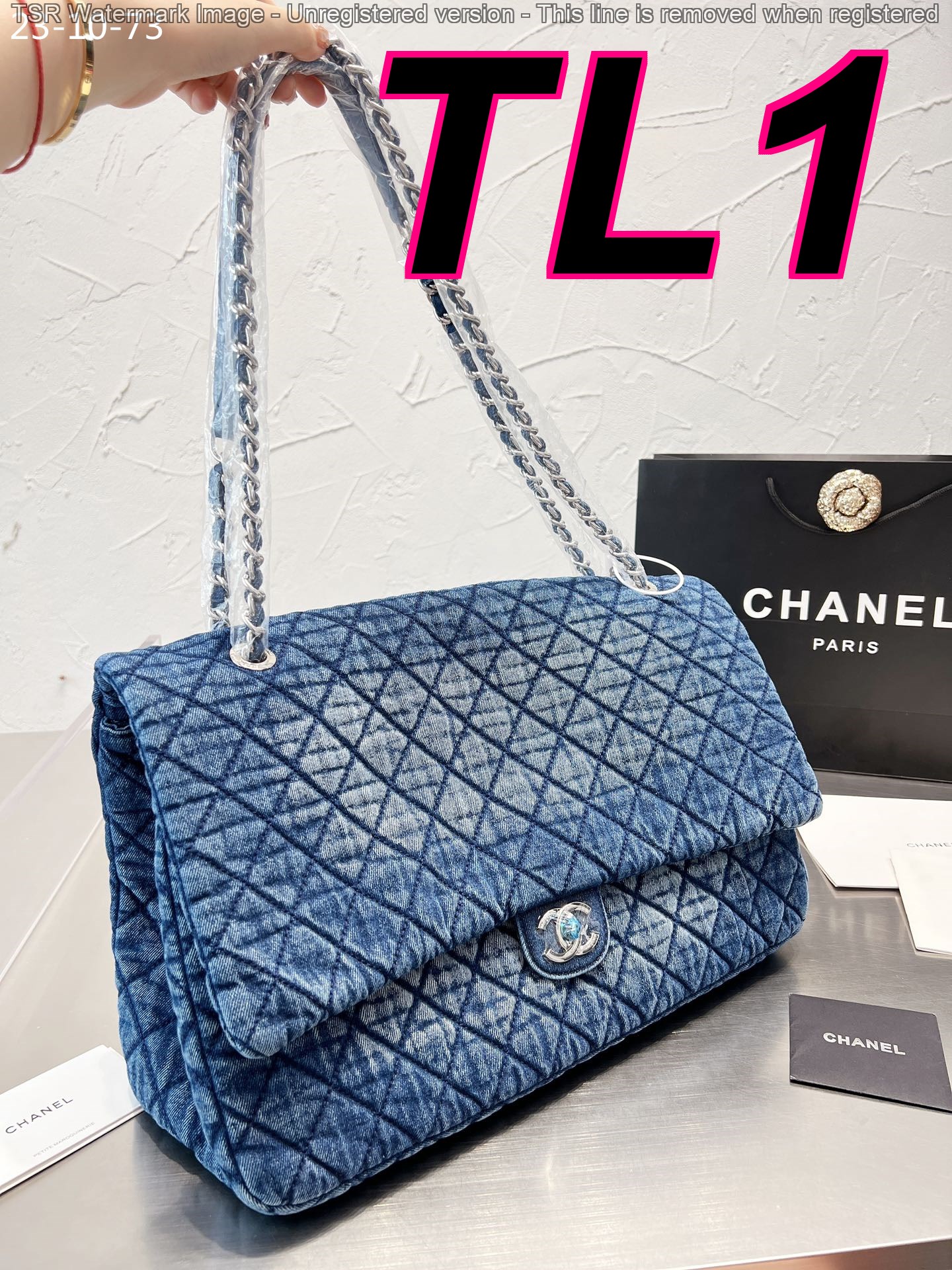 TL6653 CHANEL 65$ gallery