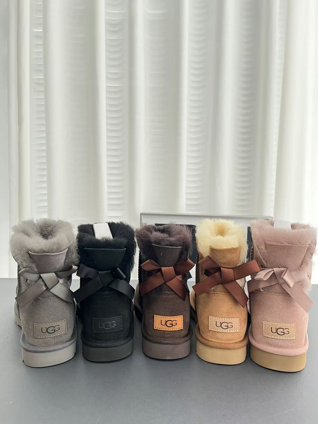 TL6885 UGG  63$ gallery