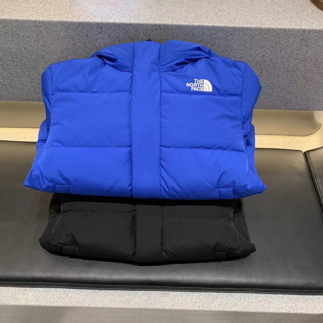 TNF 67.48$    CODE 420-7276-R gallery