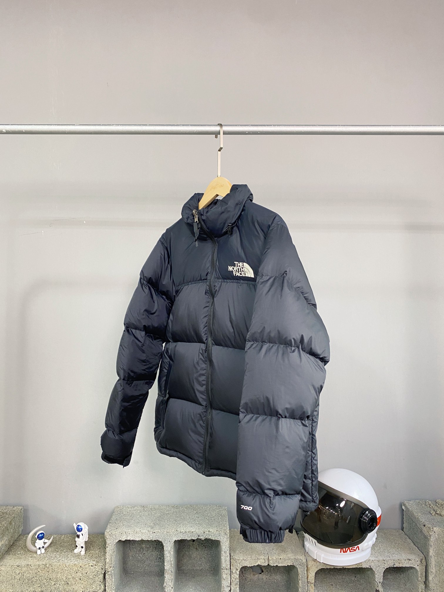 TNF  39.99$  code 417-6857-R gallery