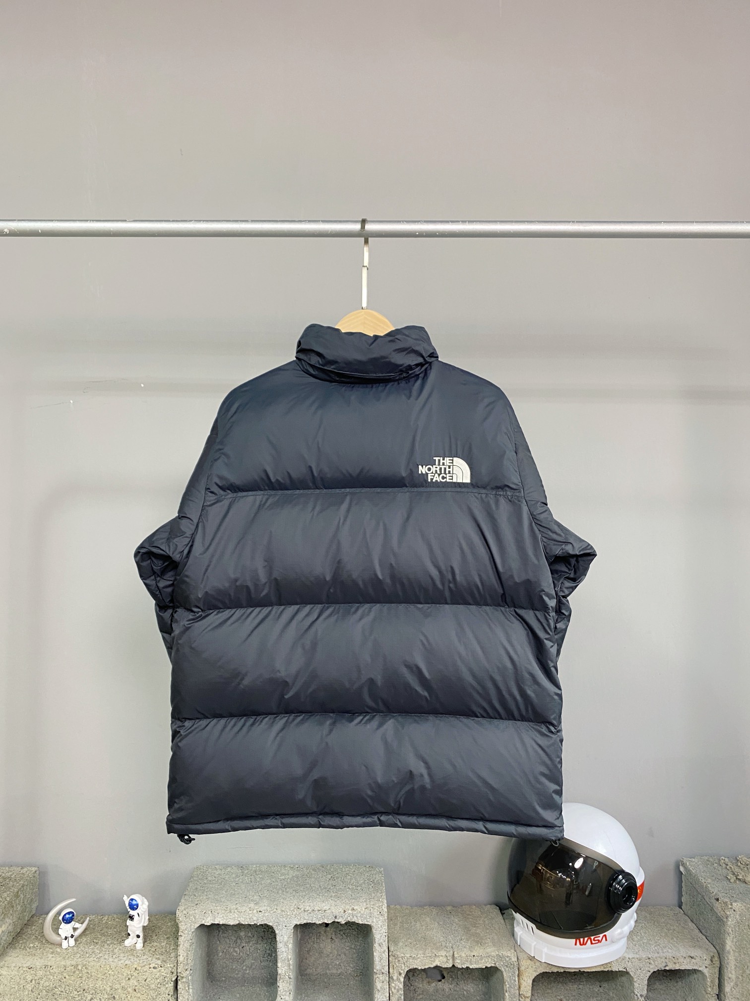 TNF  39.99$  code 417-6857-R gallery