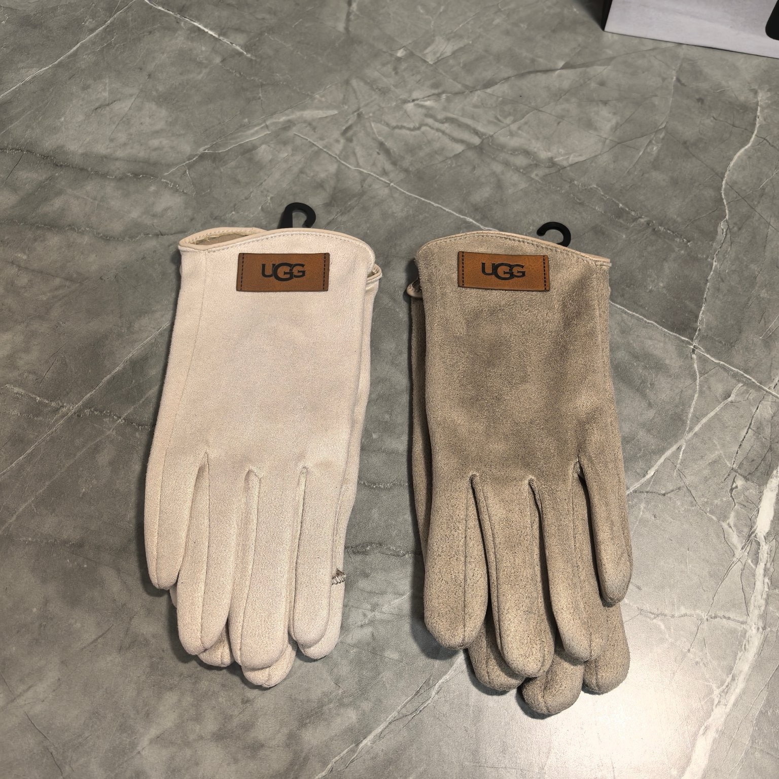 UF4090-UF4091，Ugg gloves 139.99 gallery