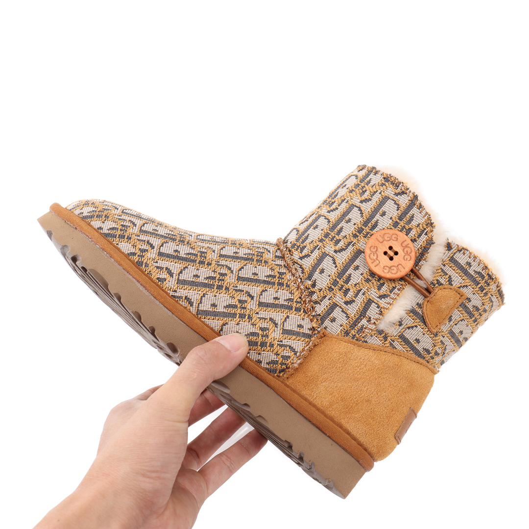 UGG 26.99$  code 279-6245-R gallery