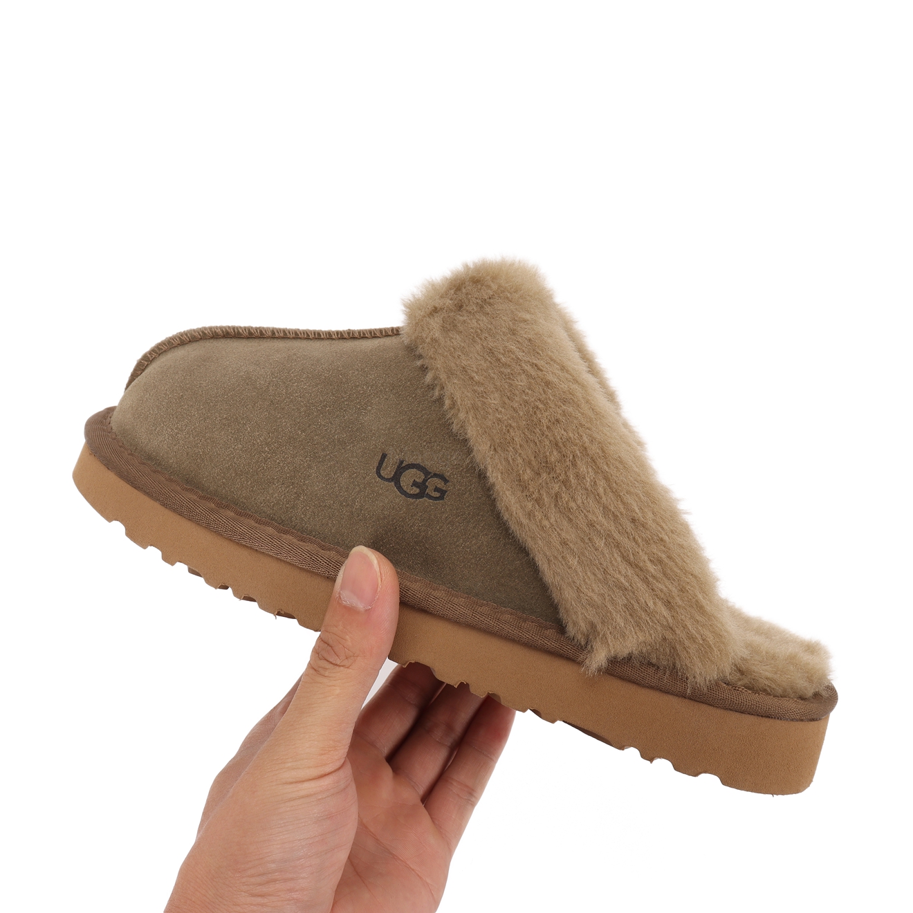 UGG 34.01$    CODE 279-10449-T gallery