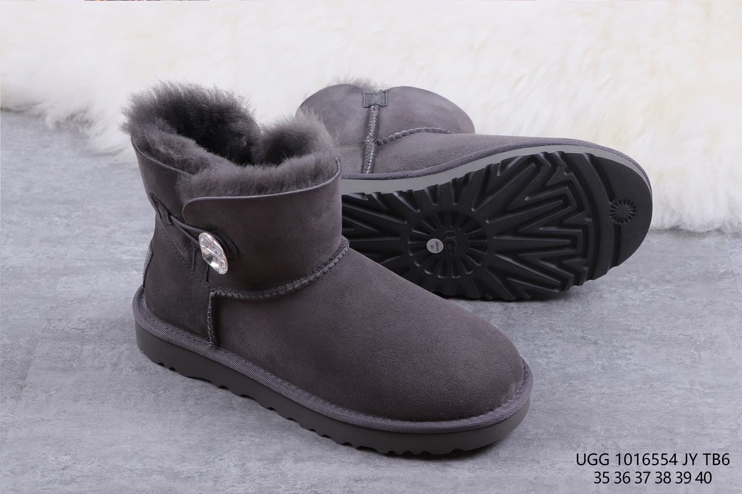 UGG 37.47$ 编号279-2435-R gallery