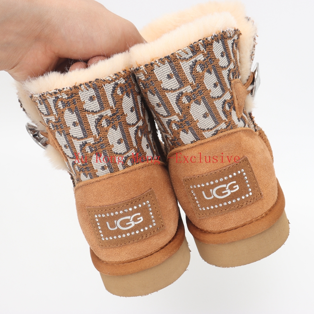 UGG 38.15$ 编号279-5076-R gallery