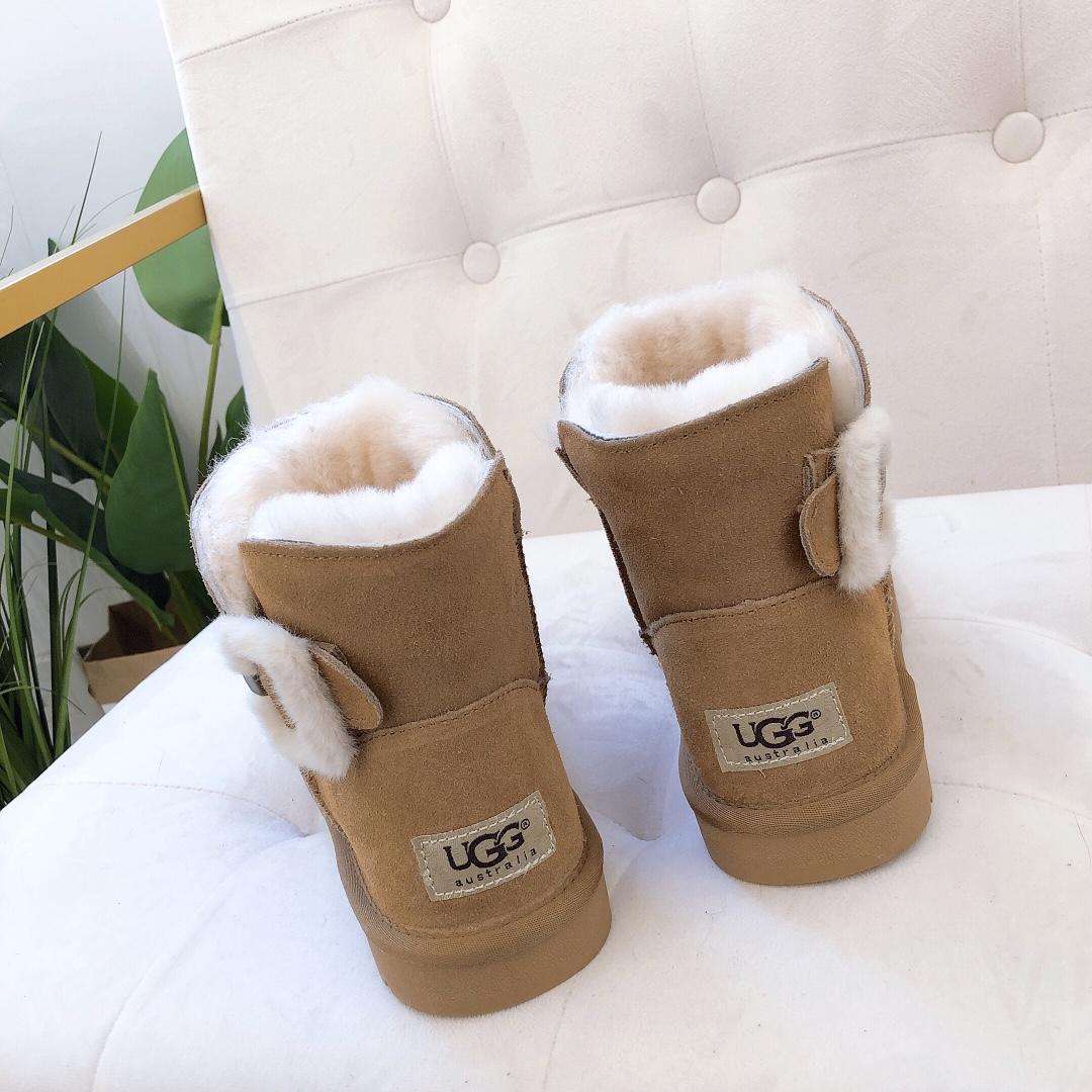 UGG 38.39$ 编号279-2427-R gallery