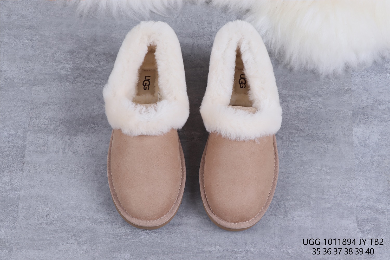 UGG 39.21 编号279-2423-R gallery