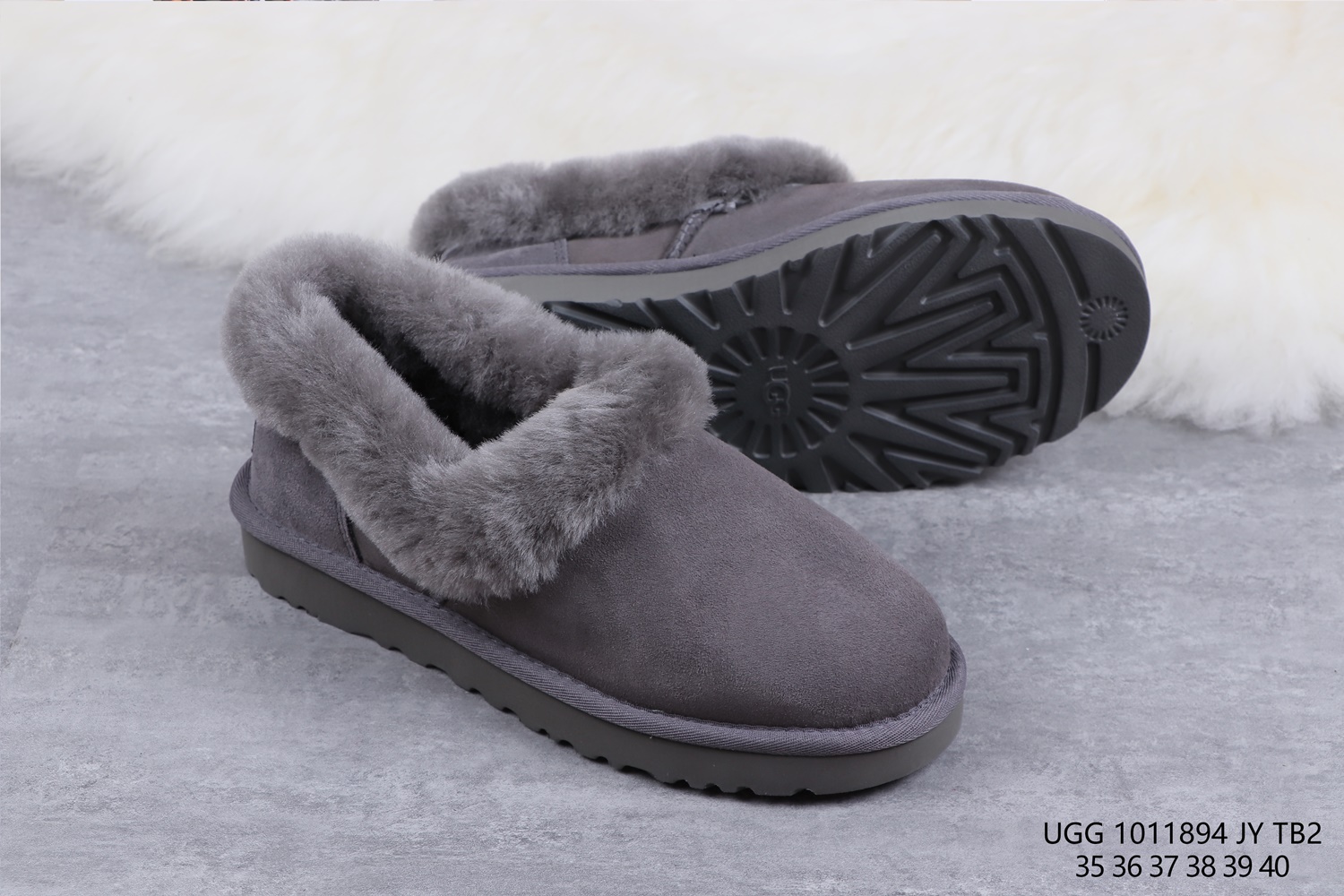 UGG 39.21 编号279-2423-R gallery