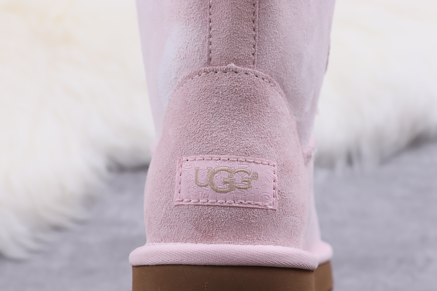 UGG 39.24$ 编号279-2422-R gallery