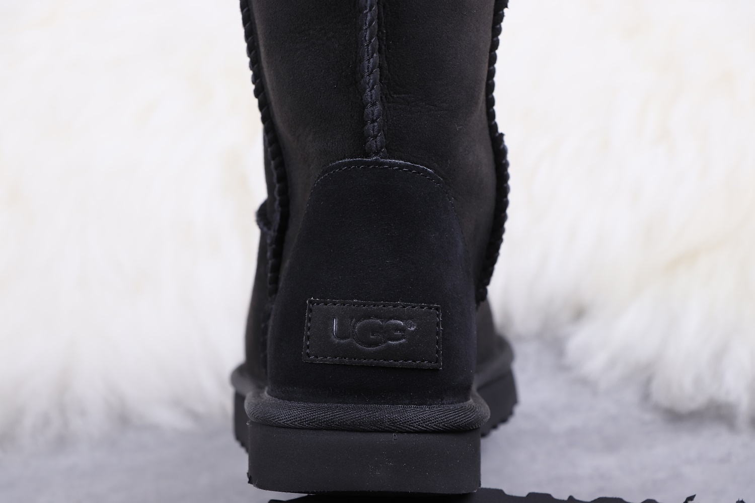 UGG 39.28$ 编号279-2438-R gallery