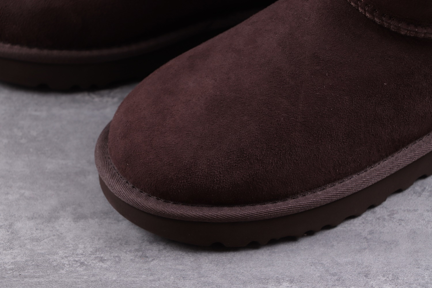 UGG 39.28$ 编号279-2438-R gallery