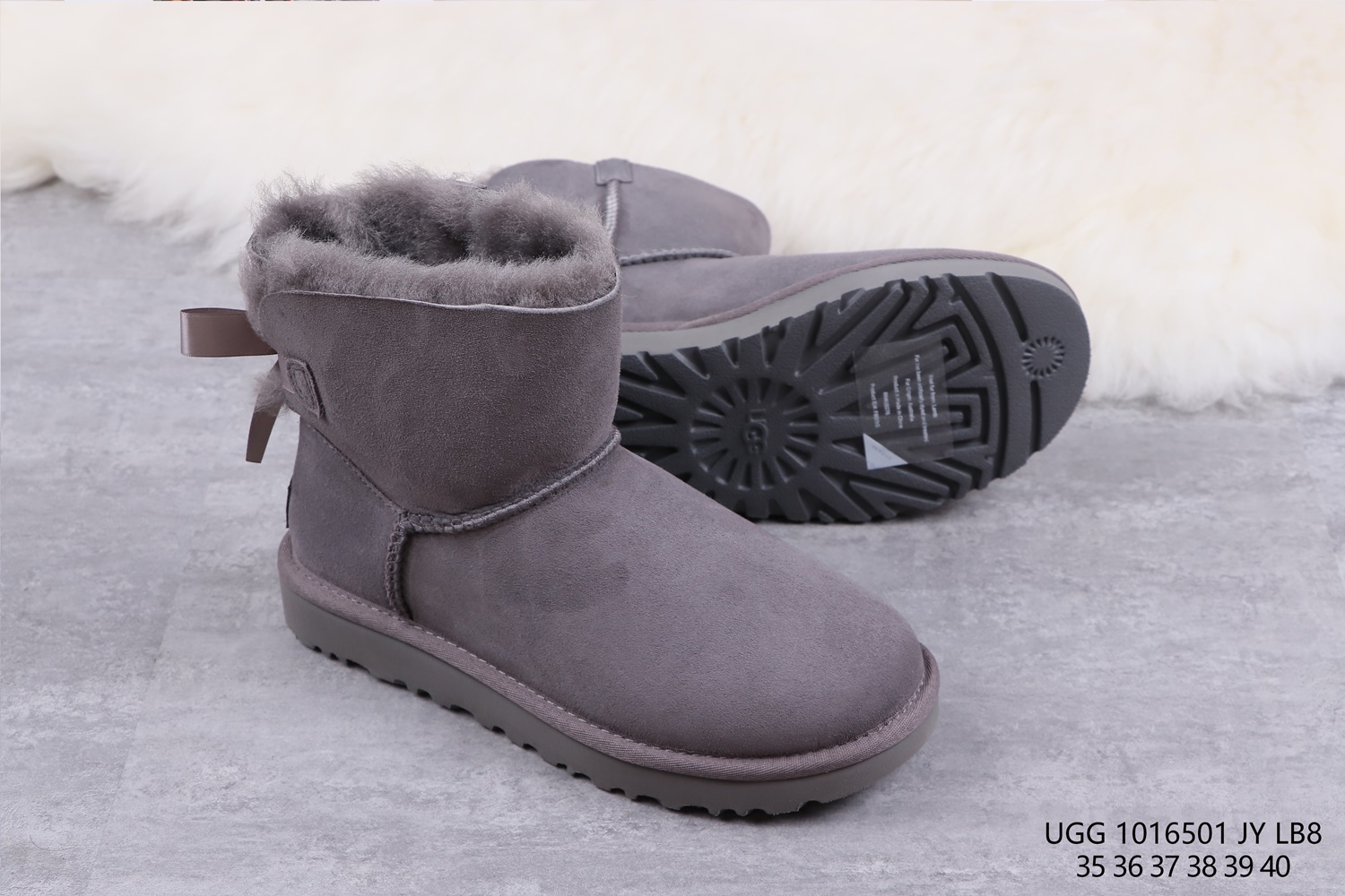 UGG 39.31$ 编号279-2440-R gallery