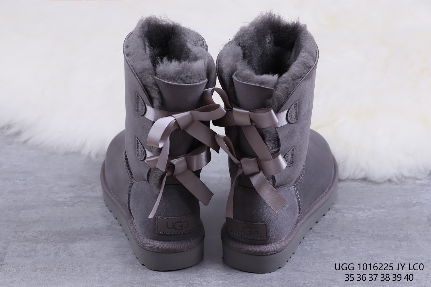 UGG 42.68$ 编号279-2441-R gallery